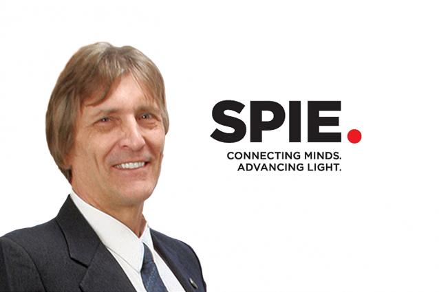 Richard Leach photo on left with the letters SPIE and red dot.